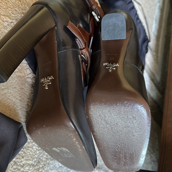 Authentic Prada boots - Picture 6 of 9